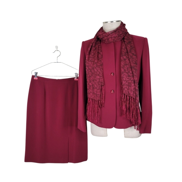 Kasper Skirt Suit Size 6P Red Maroon Scarf Mock Neck Off Center Front Slit - Picture 1 of 10
